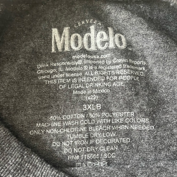 Modelo Tee - Picture 3 of 3